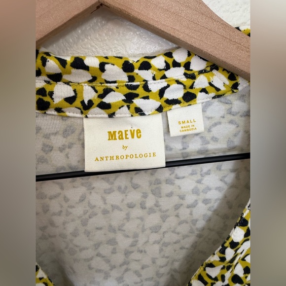 Maeve by Anthropologie Collared Long Sleeve Ruched Button Up Blouse Small - Picture 3 of 9